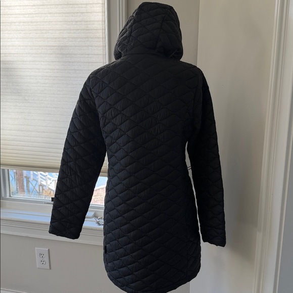 The North Face Womens ThermoBall Insulated Hooded Parka - Black-Medium, like new - Picture 9 of 12